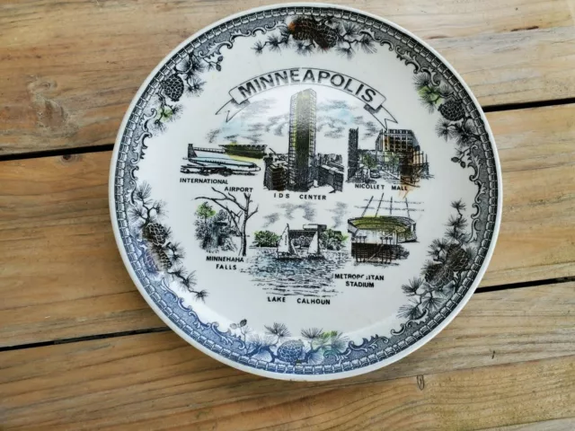 Vintage Int. Airport IDS Porcelain China Souvenir Plate MINNEAPOLIS Minnesota