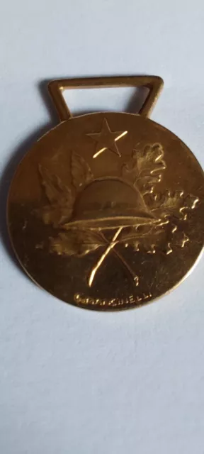 Medaglia Commemorativa 50 Anniversario Della Vittoria 1918 1968 oro 750 18k gold