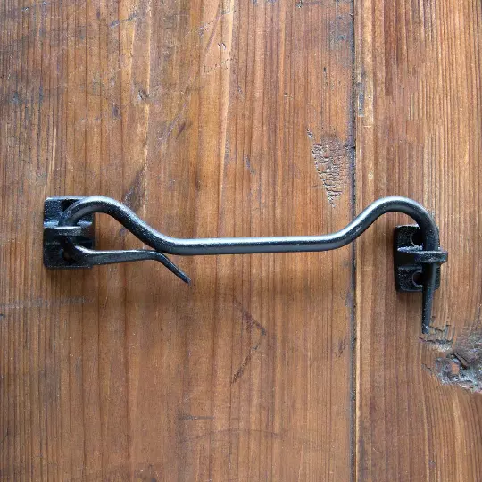 New 5.5 inch Black Cast Iron Barn Door Gate 2 Piece Latch Hook Cabin Mud Room