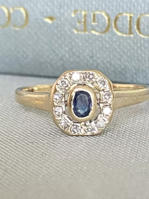 Ladies  Vintage 9ct Gold, Sapphire & Diamond Ring* Size O 1.9g, Beautiful !