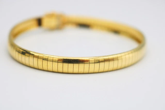 14K Yellow Gold Omega Bracelet Aurafin Italian 7" 6.3mm 17g S3900 14K Yellow Gold Omega Bracelet Aurafin Italian 7" 6.3mm 17g S3900