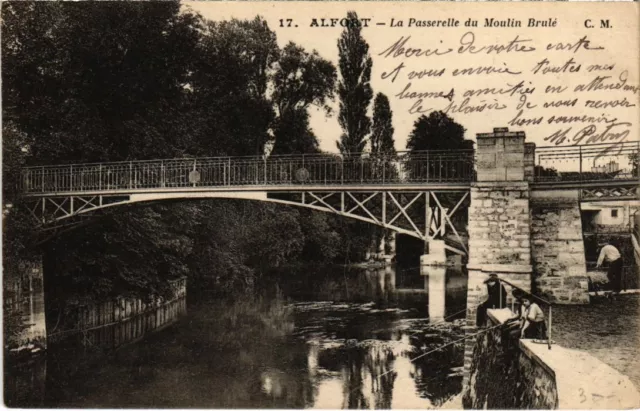 CPA Maisons Alfort La Passerelle du Moulin Brule (1348728)