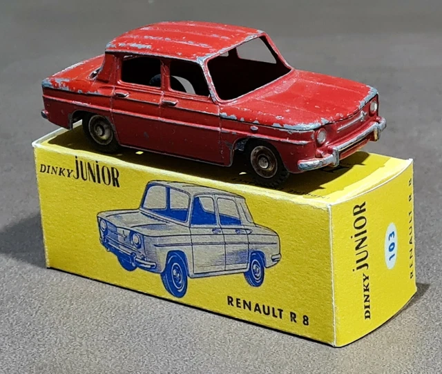DInky Junior RENAULT R8 ROUGE Neuve Numero 103 Avec Petits