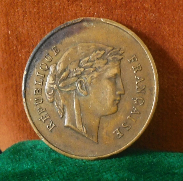Médaille En Bronze Sadi Carnot, Président De La République Française, Datée 1887 - Vintage XIXe Siècle