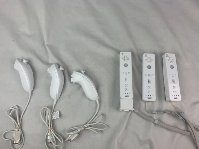 Lot of 3 OEM Nintendo Wii Remote Controller w/ Nunchucks & 1 Motion Plus Adapter