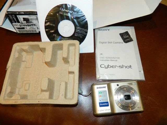 デジタルカメラ Nikon D5000 AF-s nikkor 18-55mm f3.5-5.6 Digitalkameras, Foto & Camcorder - PicClick DE