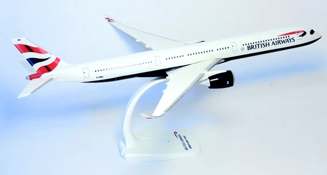 エアバスA350-1000 British Airways 1/200 美品 Amazon.com: AeroClix British Airways Airbus A350-1000 Model Plane