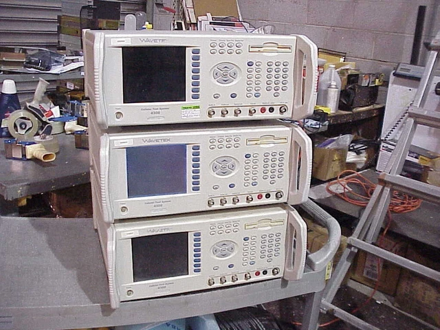 Wavetek 4300 Communication Analyzer AMPS CELLULAR LOT SALE 3 UNITS