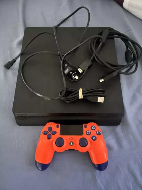 PlayStation 4 Slim 500 GB - Black Home Console