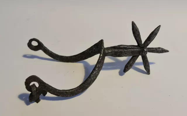 Rare ANCIENT MEDIEVAL IRON ROWEL KNIGHTS SPUR 14th CENTURY