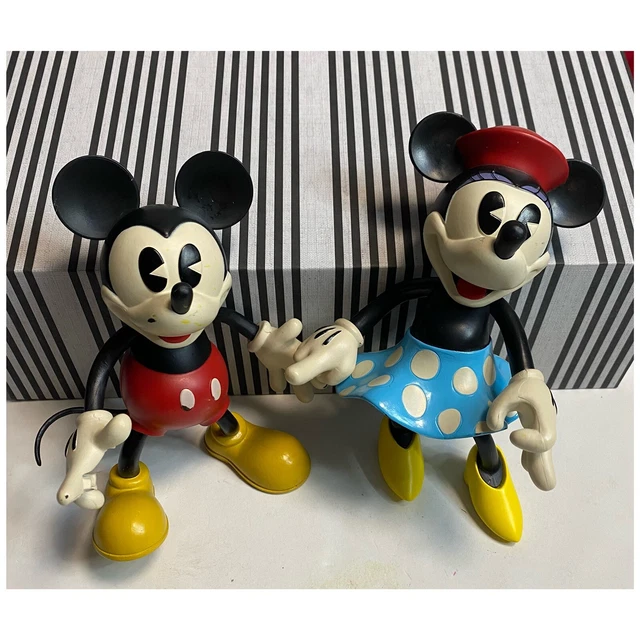 Mickey & Minnie Mouse Timeless 6" articulated vinyl figures Disney Parks