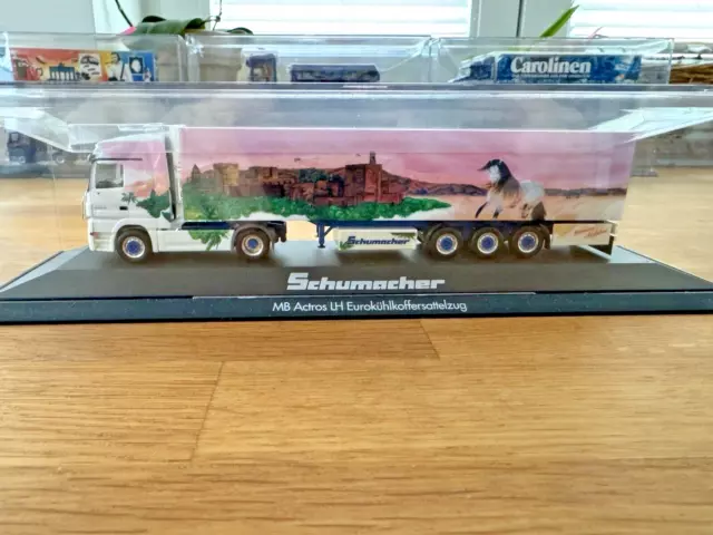 Herpa MERCEDES-BENZ ACTROS LH KÜHLKOFFER-SATTELZUG "SCHUMACHER ANDALUSIEN" #231