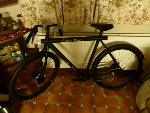 VANMOOF BIKE BICYCLE Calvin Klein Rare Brand New