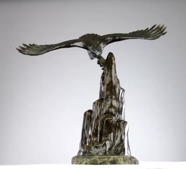 Louis Albert Carvin, Sculpture d'Aigle s’Envolant d'une Montagne, France 1920 2