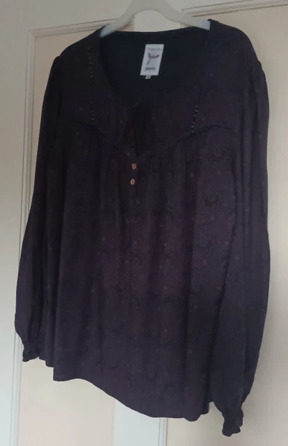 Mantaray tops size 16 top