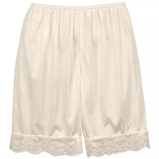 Lace Trimmed Pettipant - Short