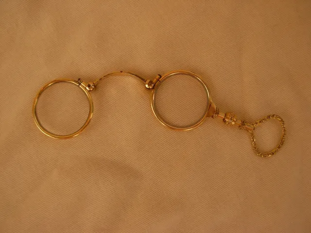 ANTIQUE FRENCH GOLD PLATED FOLDING EYEGLASSES, 19th CENTURY.
