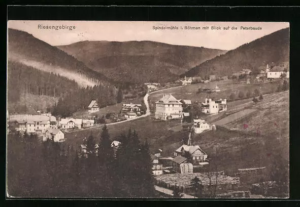 AK Spindelmühle i. Böhmen /Riesengebirge, Teilansicht mit Blick auf die Peterba