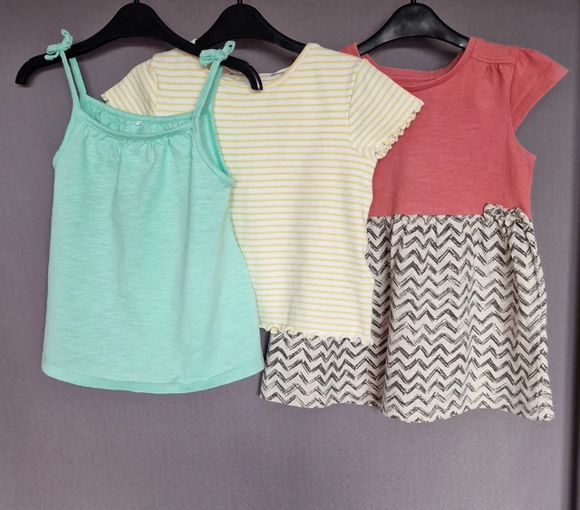 GIRLS SUMMER BUNDLE CLOTHES AGE 2-3 Yrs.Excellent condition.