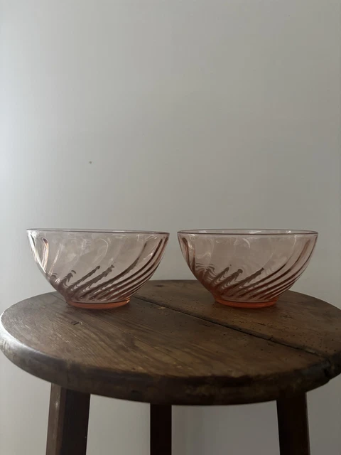 MAGNIFIQUE LOT DE 6 ASSIETTES CREUSES EN ROSALINE VERRE ROSE