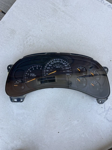 Rebuilt Instrument Cluster For 00-02 GMC Sierra/Yukon/Chevy – Speedometer 15055362, Choose Your Mileage