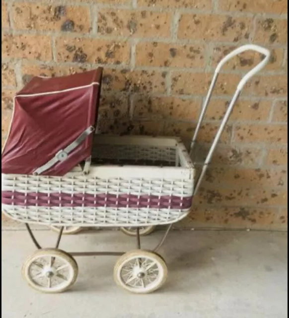 Old dolls best sale prams