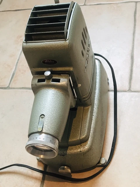 Projecteur de diapositives GAF modèle RH 150 - Label Emmaüs