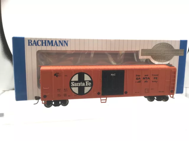 Bachmann 17902 HO Gauge 50' Reefer Santa Fe 55360 (L2) 2