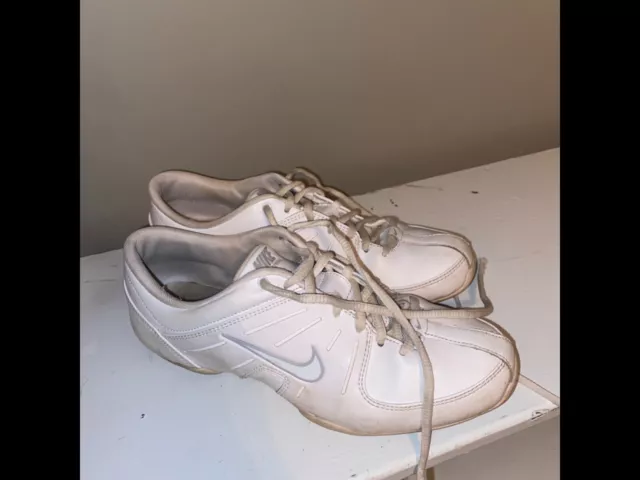 Nike Air Mix Down 2 Womens US Size 8 White Cheerleading Dance Shoes