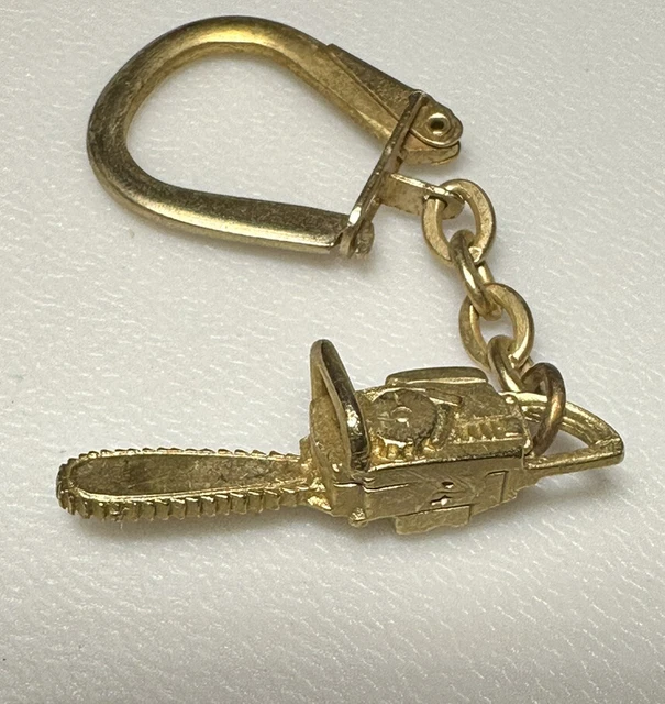 VINTAGE CHAINSAW CHAIN Saw Construction Cutting Tool Keychain Key Ring