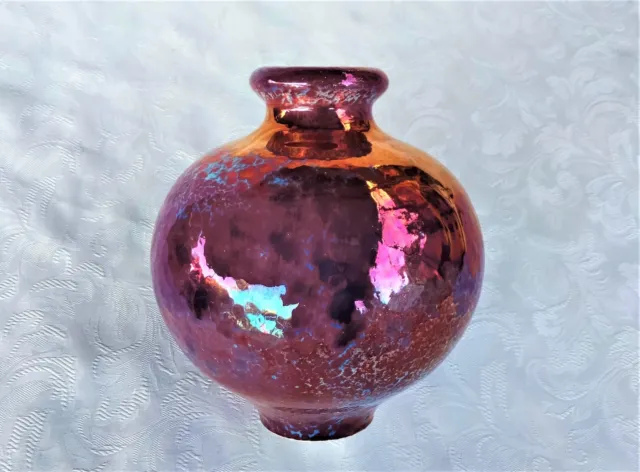 Beautiful Monteco Australian Studio Pottery Purple Lustre Finish Spherical Vase