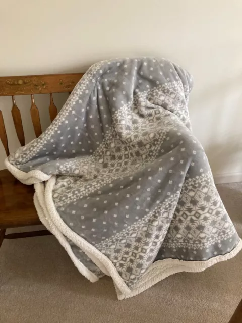 Eddie Bauer Fair Isle Gray Reversible Sherpa Full/Queen Blanket