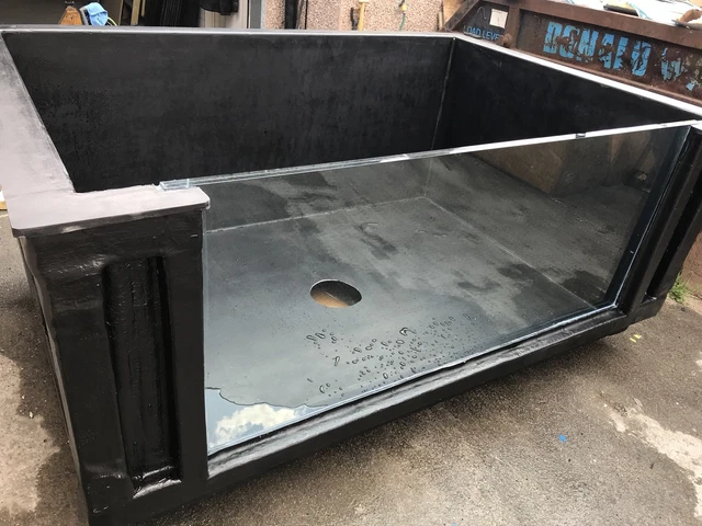 900 Gallon Fibreglass Infinity Window 2