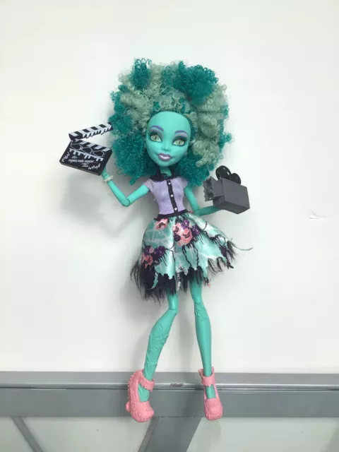 Monster High Honey Swamp Frights, Camera, Action! Hauntleywood