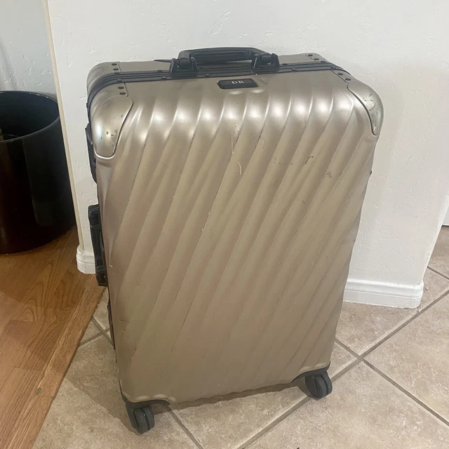 Tumi 19 Degree Aluminum Short Trip Case Aluminum 36864 $1395