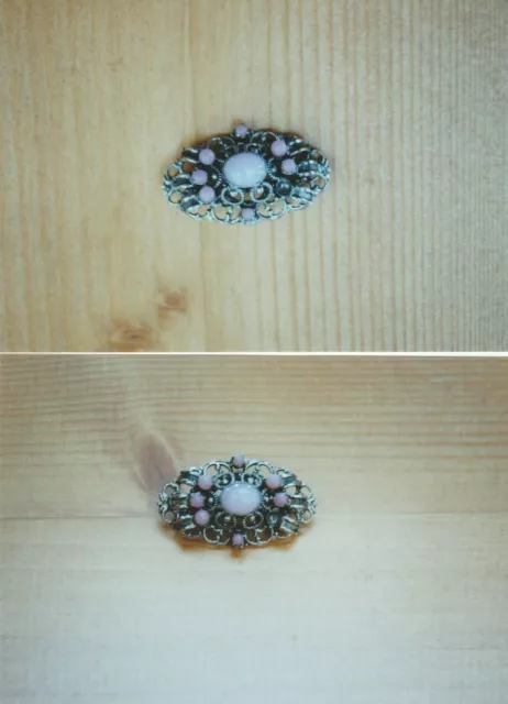 Broche artisanale antique avec pierre véritable et perles 1 perle manquante 40x25 mm