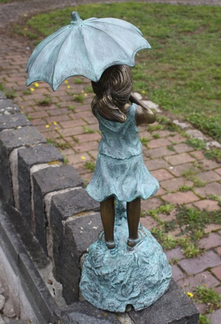 Shudehill Dilly & Dally Pfützenenten – Sitzende Enten-Deko Mit Regenschirm, Wetterfest, 28 Cm Hoch