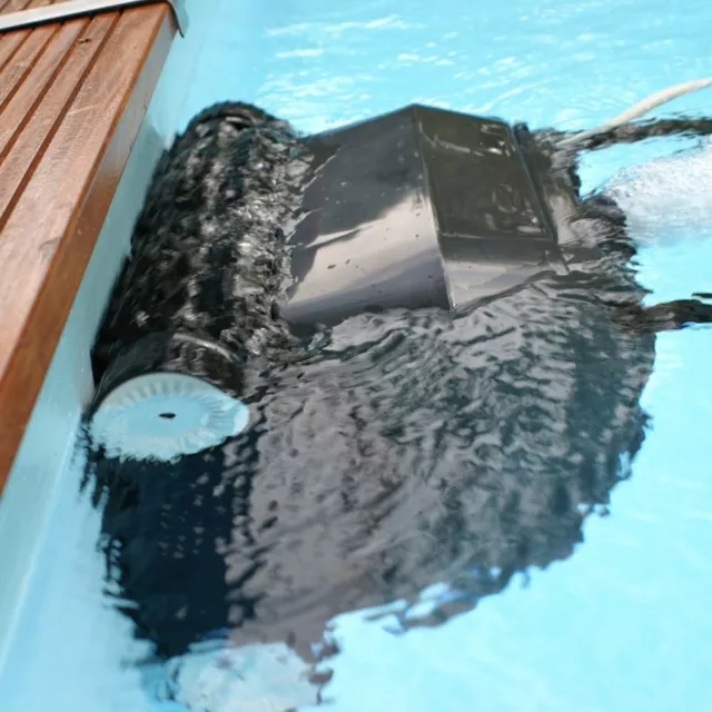 Limpiafondos automatico para piscina 8Streme 7310 Black Pearl 3