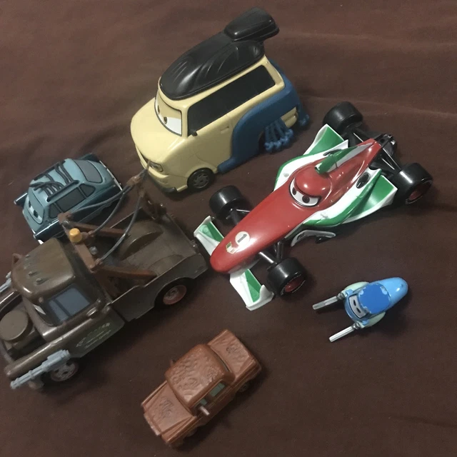 lot de  6 voitures cars disney pixar metal différentes tailles 2