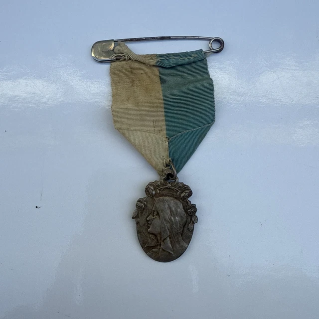Médaille coeur de Marie - Vermeil – Manufacture Mayaud