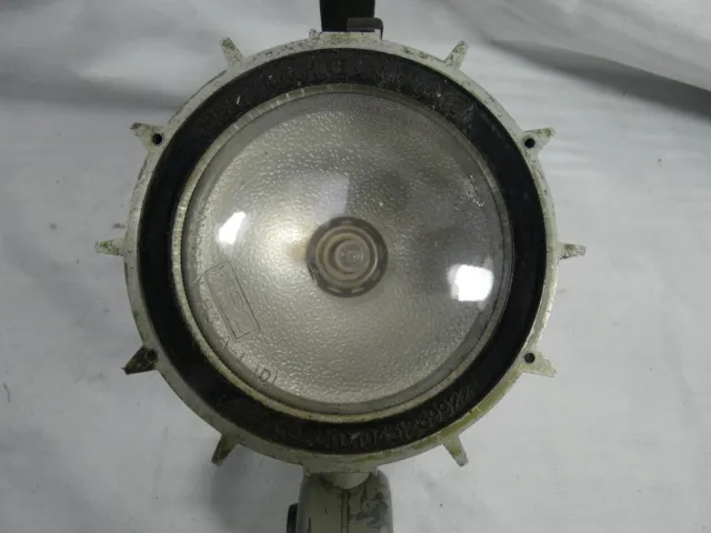 Ancienne applique - lampe industrielle ou d'atelier à restaurer 5
