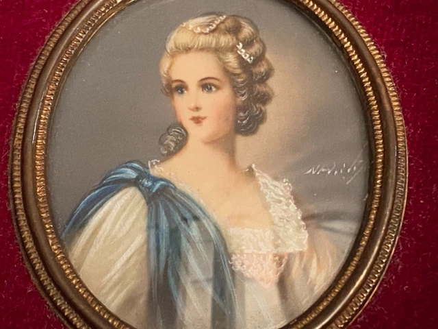 Miniature signée au portrait d'élégante 4