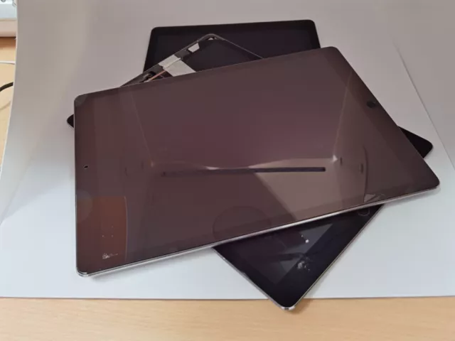 Restposten 3 defekt & beschädigt Apple iPad 12.9 Pro A1584