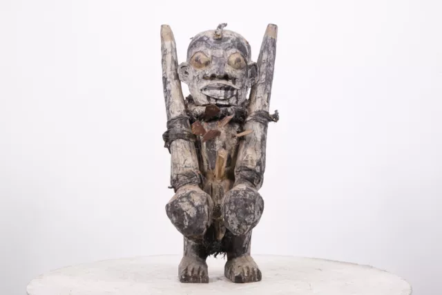 Fon Figur mit Zwei Objekten Befestigt 16.5 " - Nigeria - Afrikanische Tribal