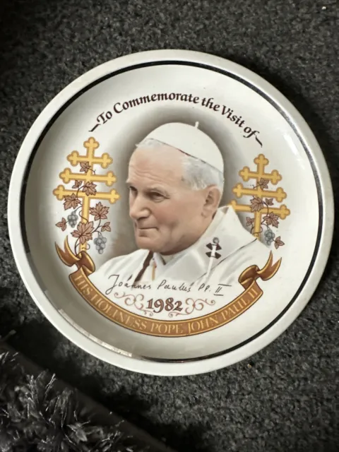 China Plate Commemorate The Visit Of Pope John Paul ll. 1982