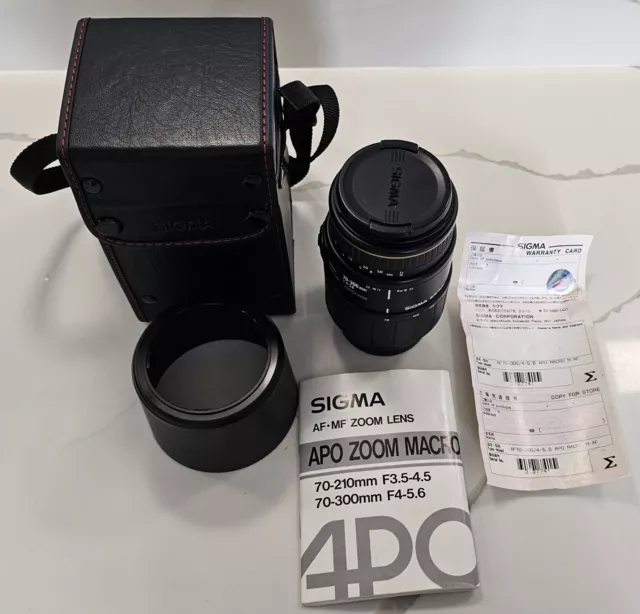 Sigma 70-300mm F4-5.6 APO Macro AF Zoom lens for Sony A & Minolta