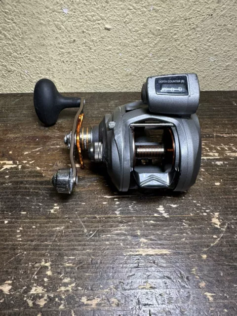 Okuma Cold Water Line Counter 5.4:1 Baitcast Reel Left Hand CW-354dlx #3