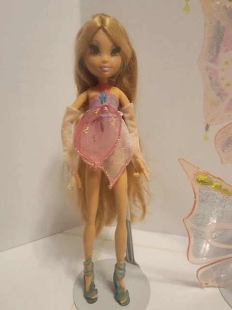 POUPEE WINX AVEC Ses Ailes EUR 15,00 - FR