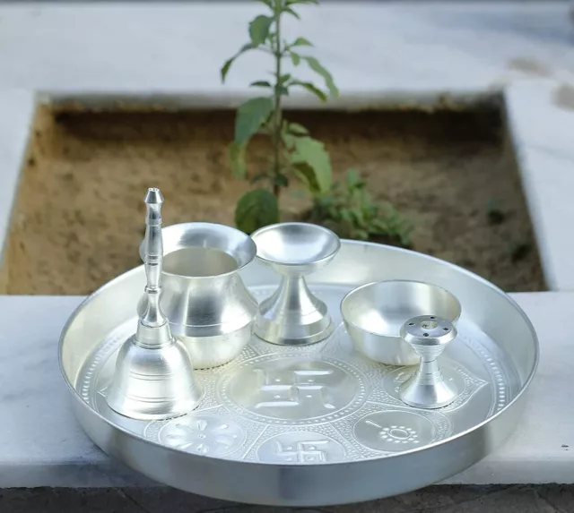 Pooja Thali-Set aus Messing, versilbert, mit Ashtmangal-Perlen-Design, 20,6 cm