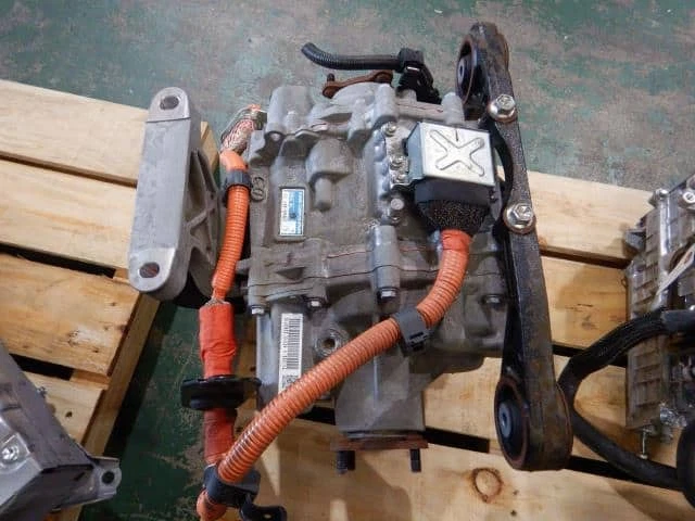TOYOTA AQUA 2022 6AA-MXPK16 Center Differential [Used] [PA93575513] £ ...